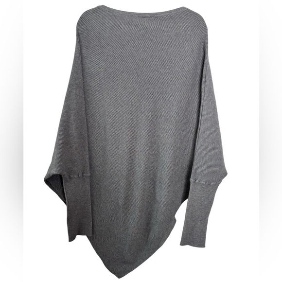 Vici All That Ribbed Cashmere Blend Sweater Heather
Grey Sz Medium Asymmetrical - Picture 3 of 8